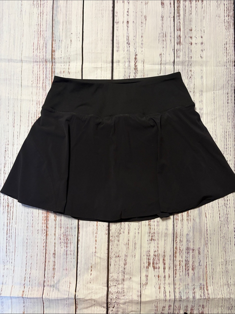 Avia Short Sporty Skirt with Built in Shorts - Black Size Medium (8-10)